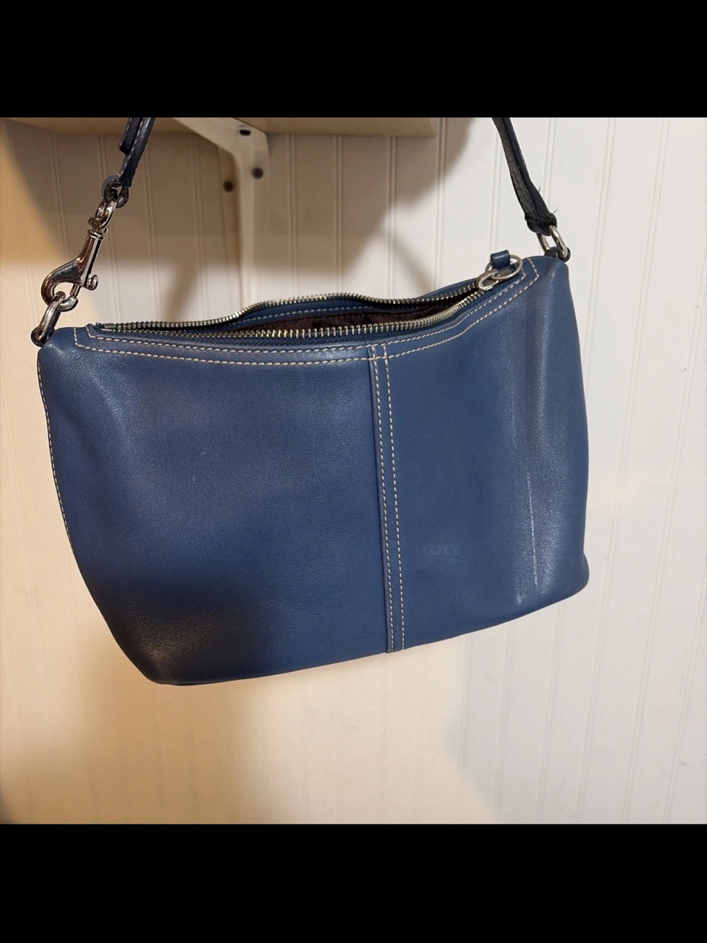 Coach Vintage Blue Leather Legacy Demi Hobo G33-9596
